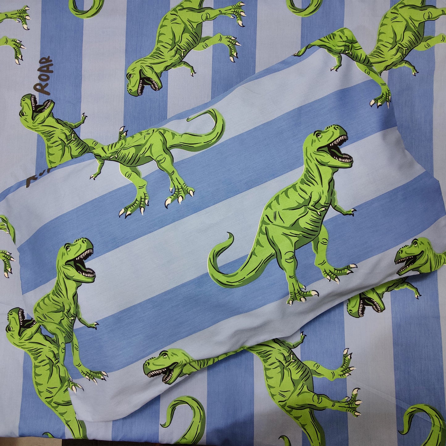 The dinosaur Kid Bedsheet G06