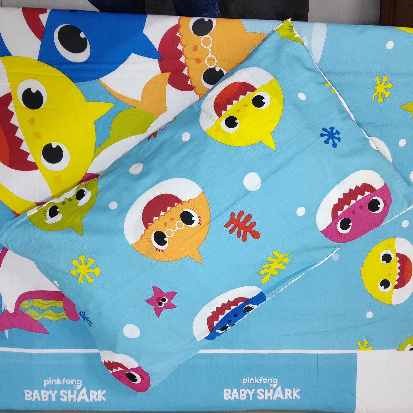 Baby Sharks Kids Bedsheet E11