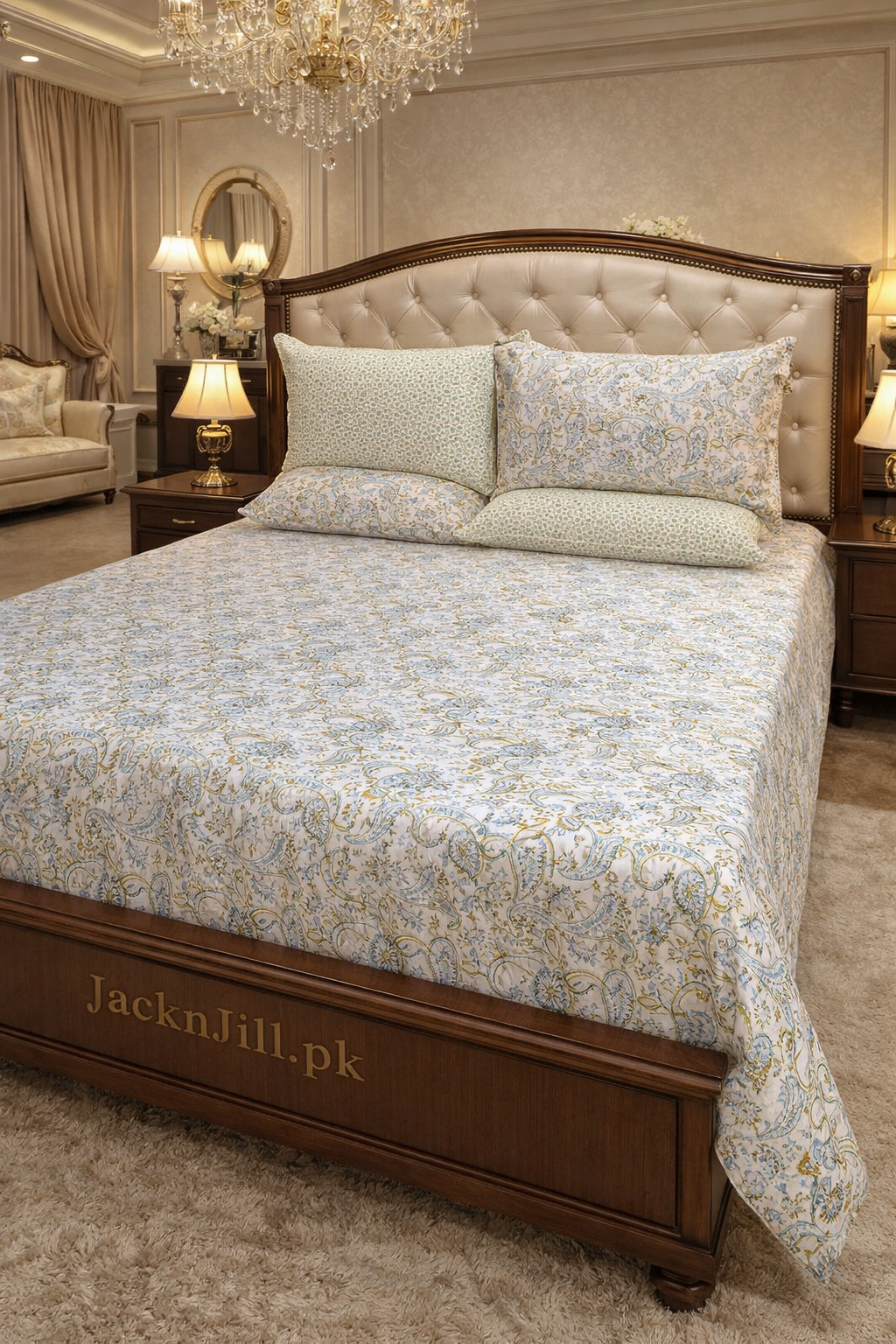 Traditional Floral Luxurios Bedsheet Set 03