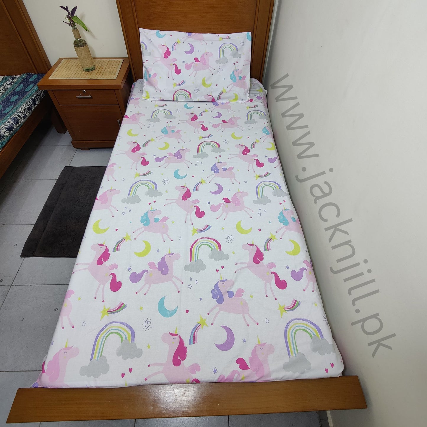 Rainbow bedsheet