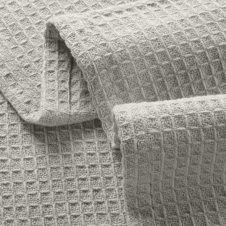Waffle Weave Bed Throw – Light Grey