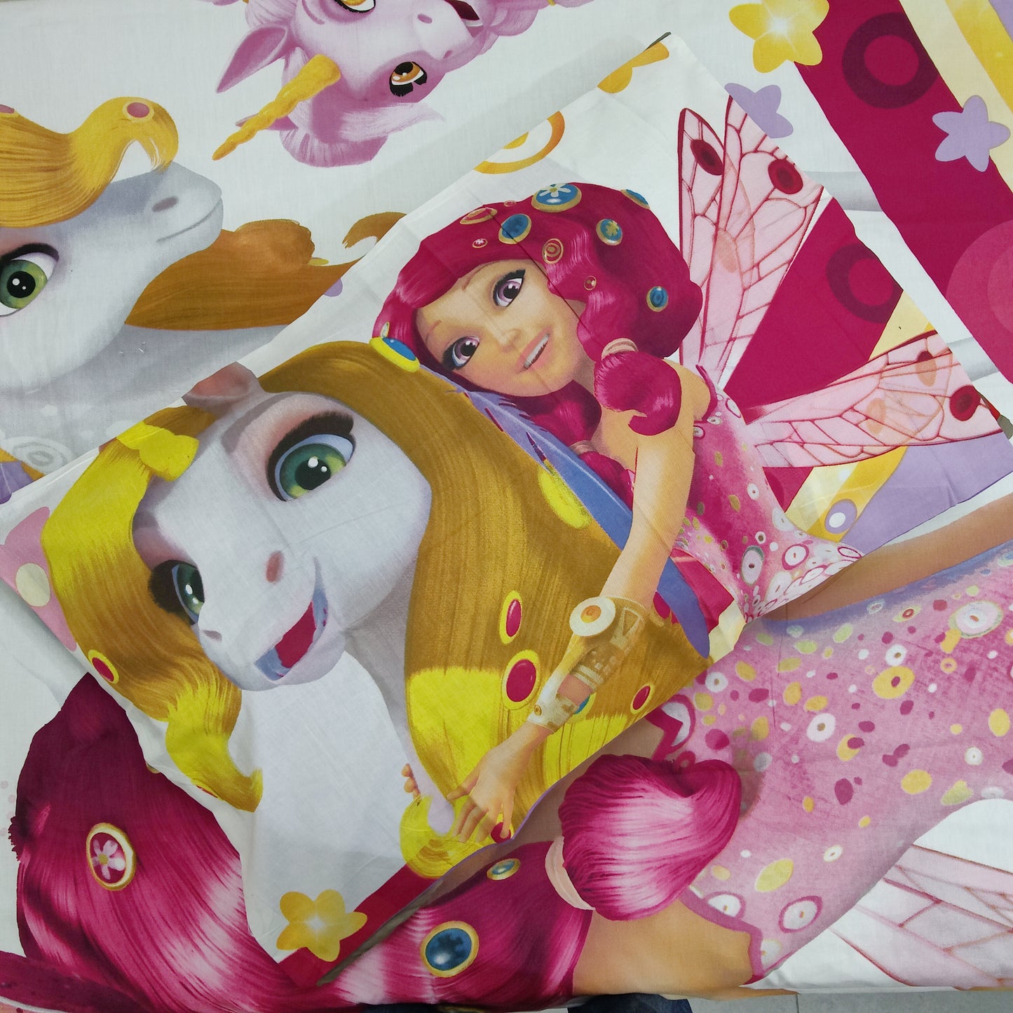 Mia and Me Print Kids Bed Sheet - Bed Sheets