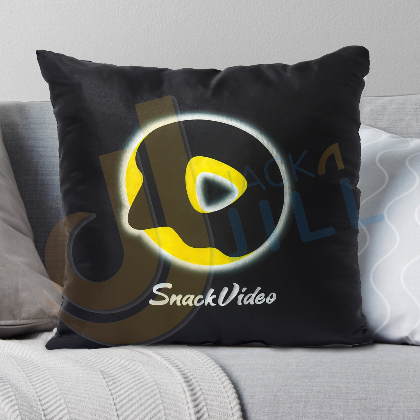 Snack video Filled Cushion