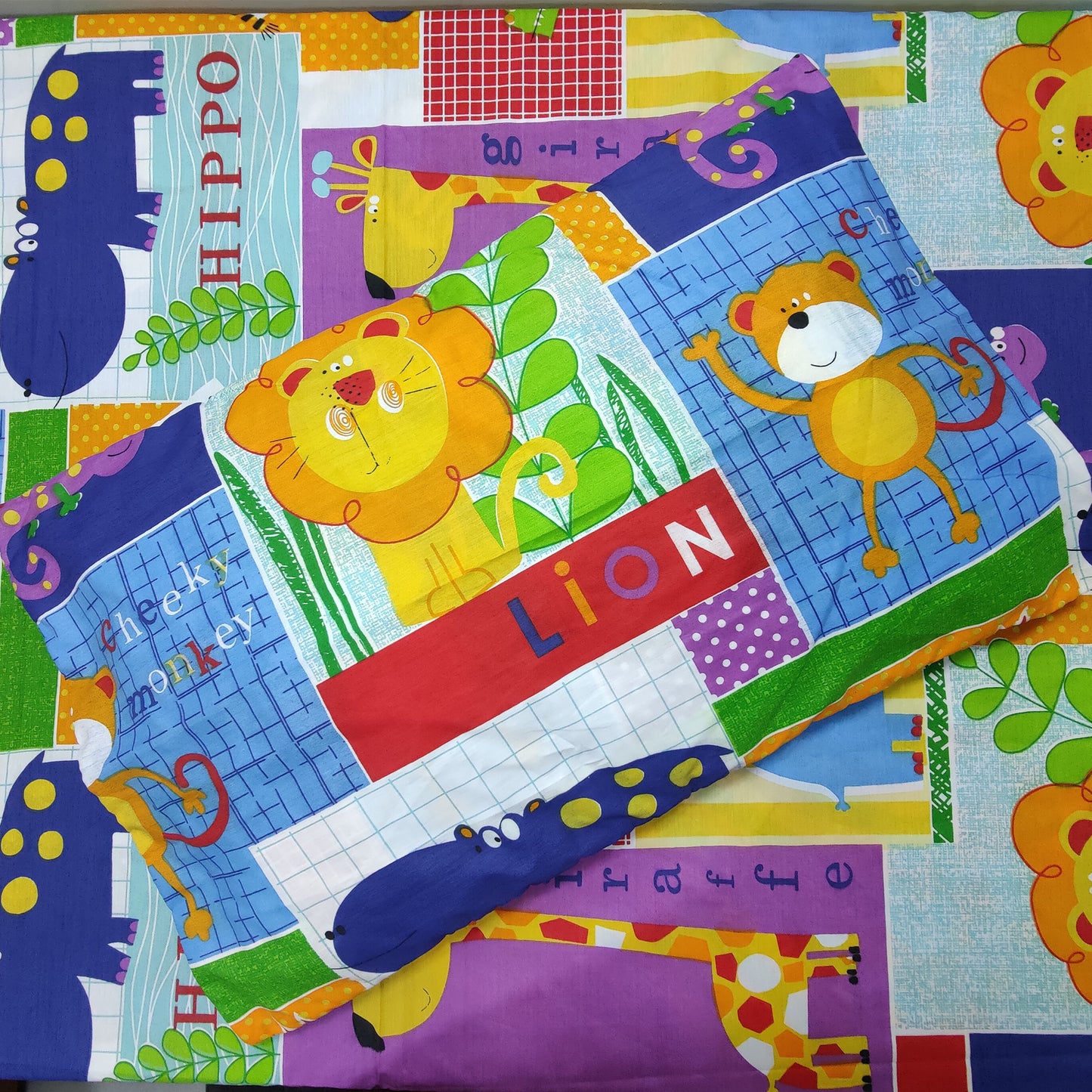 Funky Colors Animals Kids Bedsheets G02