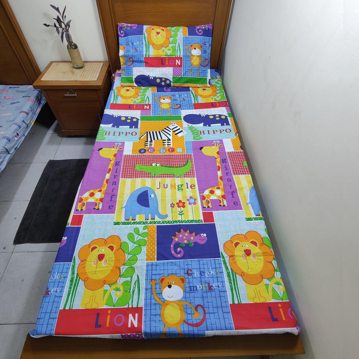 Funky Colors Animals Kids Bedsheets G02