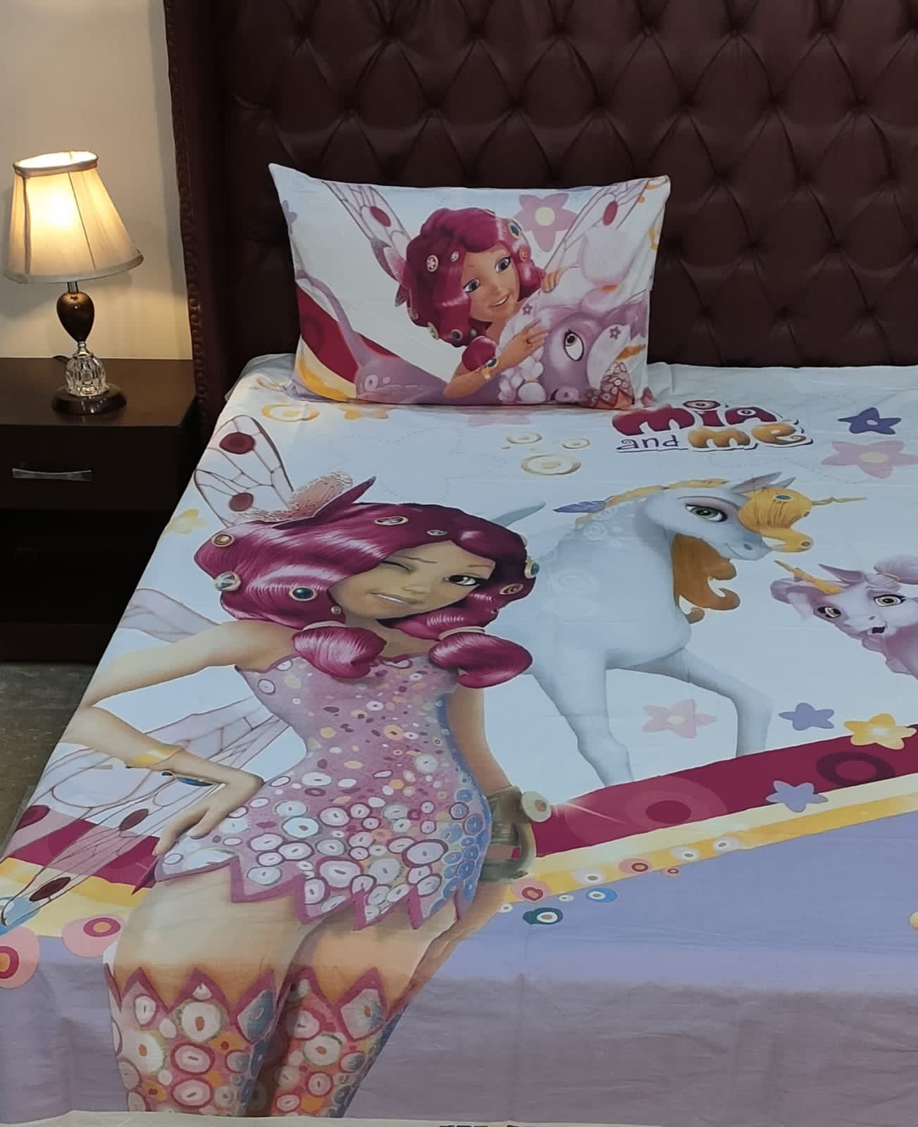 Mia Cartoon Character Bedsheet